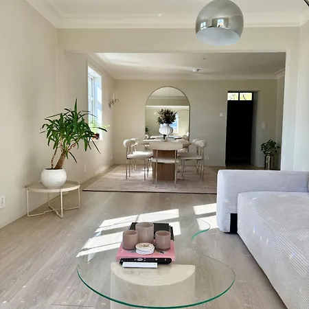Stylish Seaview In